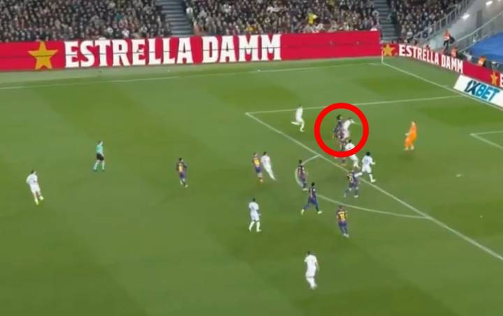 Anulan un gol al Osasuna por falta cuando era penalti previo de Eric