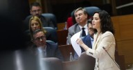 Ayuso pregunta al PSOE «cuánto tiempo van a seguir viviendo del feminismo de pancarta y haciendo negocio con las mujeres»