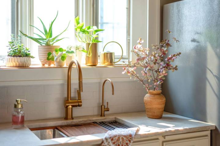 8 Small Things You Should Clean Every Day