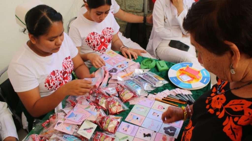 Se suma UMF No. 38 del IMSS Oaxaca a campaña de concientización sobre el VIH