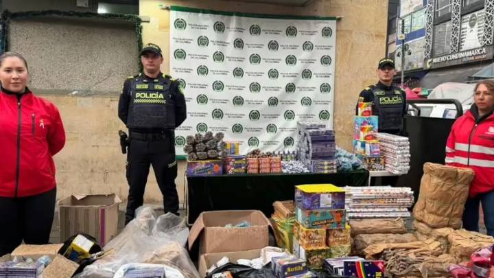 ¡Navidad bajo lupa en Bogotá! Descubren bodega ‘secreta’ con 380 kilos de pólvora en San Victorino