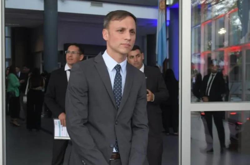 Víctor Araujo respaldó las primeras definiciones de Elías Suárez: "Asumo un enorme desafío en todos los ámbitos"