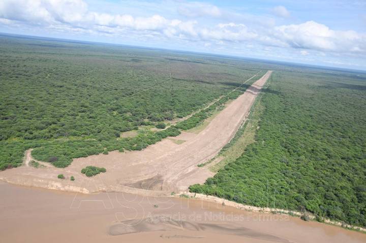 Sobrevolaron las correderas del río Pilcomayo a los fines de monitorear y verificar el estado actual del ingreso de las aguas