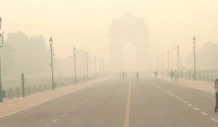 Delhi’s air quality improves slightly, now in ‘poor’ category
