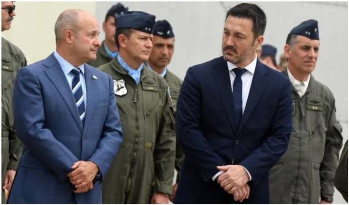 Petri renunció oficialmente al Ministerio de Defensa: "Quedará grabado en mi corazón"