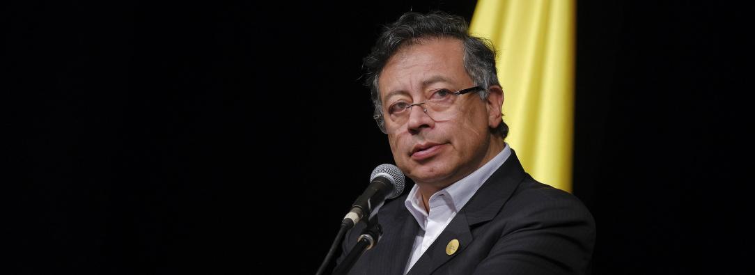 Presidente reitera solicitud a El Tiempo de rectificar información sobre audios falsos e insta a presentar las denuncias correspondientes