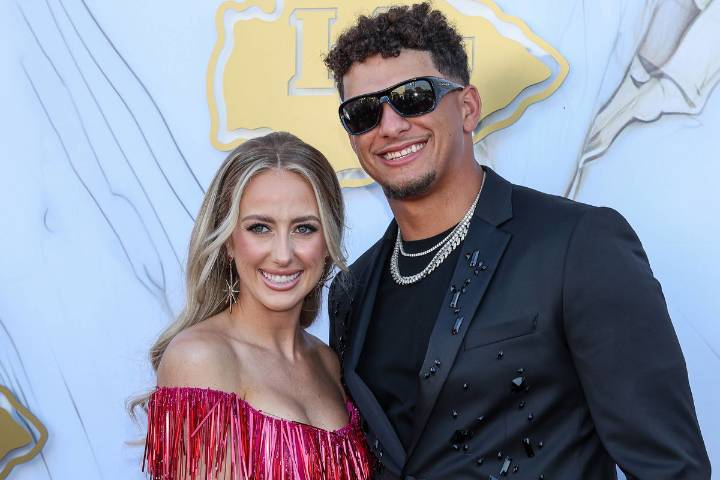 Bills QB’s Wife Has Sad Reaction to Brittany Mahomes’ Family Announcement Bills QB’s wife reacts emotionally to Brittany and Patrick Mahomes’ family announcement after their son’s birthday on November