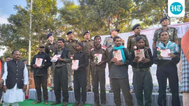 Maoist central committee member Ramdher surrenders with 11 others in Chhattisgarh