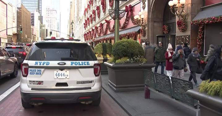 Tourist from California stabbed at Macy's in NYC recovering from apparently unprovoked attack
