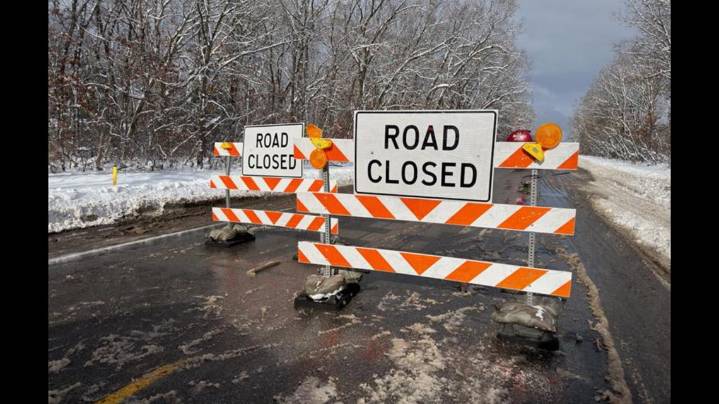 Hesperia Community Schools confirm 3rd-grade student and parent died in Egelston Twp. crash