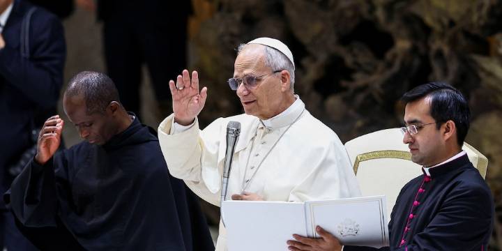 El papa León XIV llamó a los diplomáticos a ser “hombres y mujeres de diálogo” para promover la paz en el mundo
