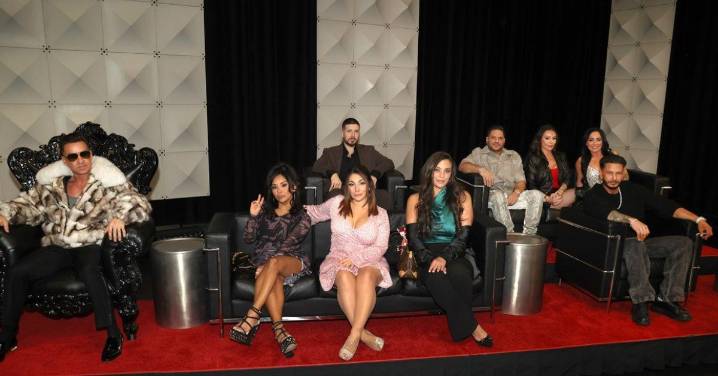'Jersey Shore' Cast Savage Each Other in First