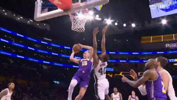 Stephon Castle scores 30 to lead Spurs into NBA Cup semifinals with...