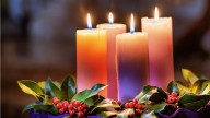 Colores de velas que atraerán abundancia y prosperidad en tu cena de Año Nuevo 2026