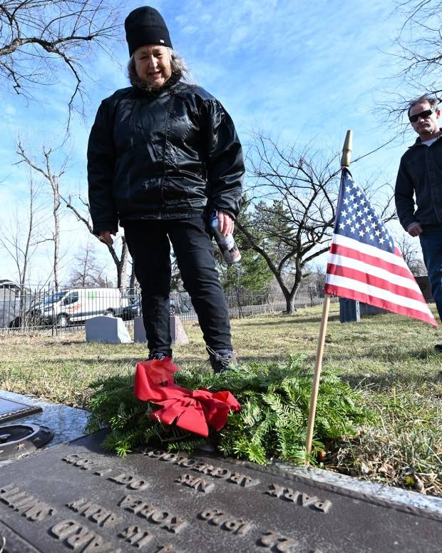 Boulder County residents lay wreaths to thank veterans for their service