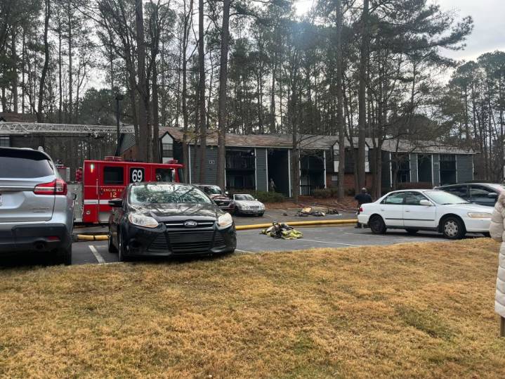 Fire breaks out at Simpsonville apartment complex