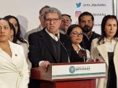 Monreal defiende cambios en Ley de Aguas y pide esperar el dictamen final