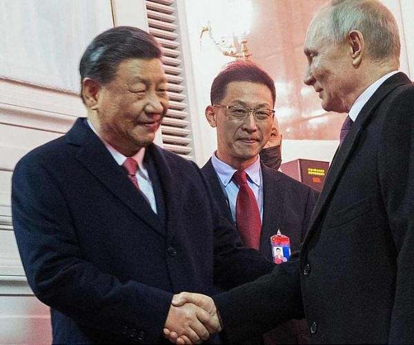 German FM urges China to press Russia over Ukraine war