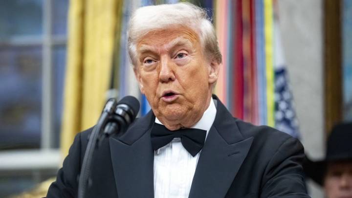 Trump Breaks Silence On Netflix & Paramount’s Battle For Warner Bros.: “I Want To Do What’s Right”