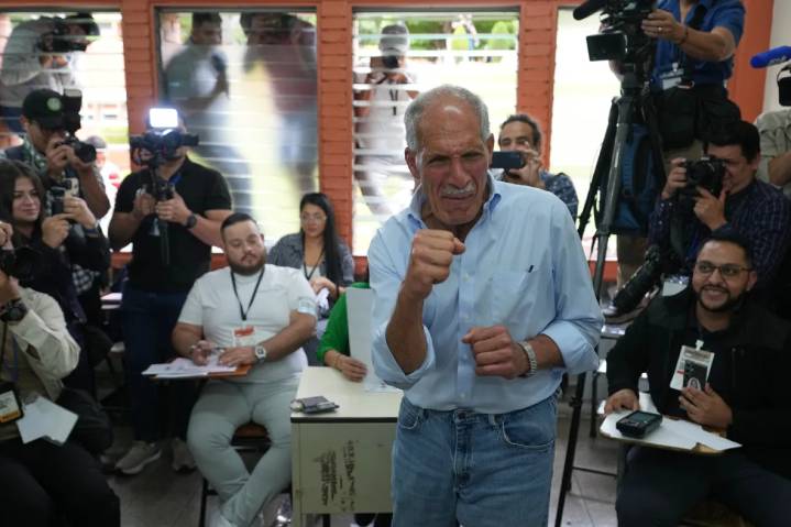 Conteo sitúa a la cabeza al conservador Asfura en elecciones de Honduras