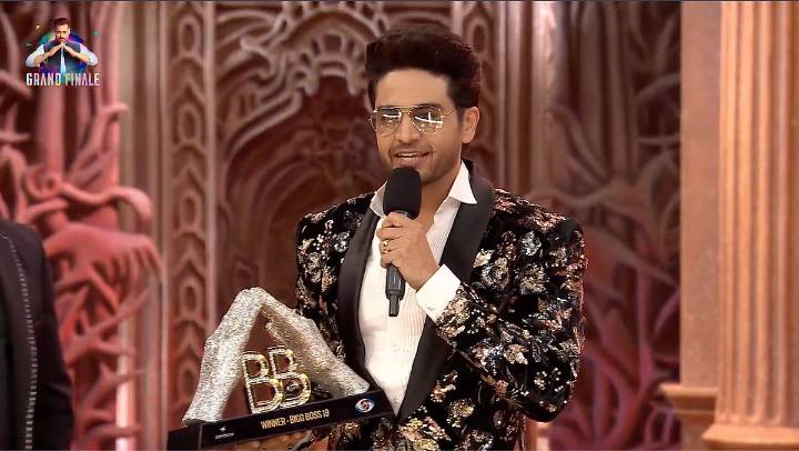 Gaurav Khanna Wins Bigg Boss 19's Title With ₹50 Lakh Prize Money; Farrhana Bhatt Finishes As Runner