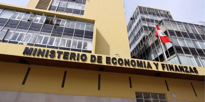 Ministerio de Economía proyecta más de USD 360 millones adicionales por facultades tributarias entre 2026 y 2027