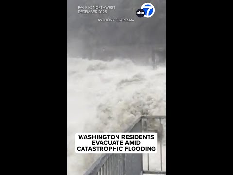 Washington residents evacuate amid catastrophic flooding