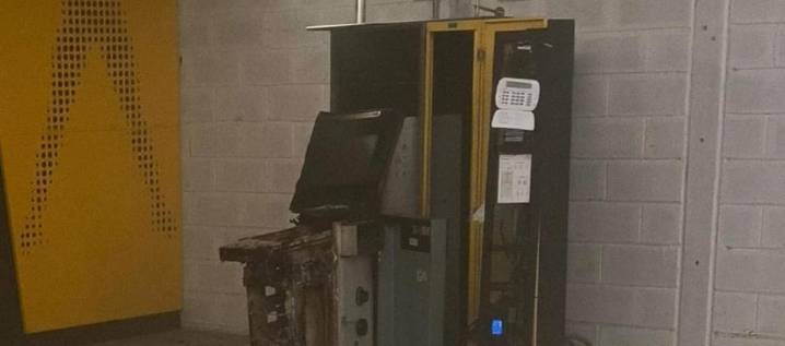 Delincuentes amordazaron a vigilante y robaron cajero en Centro Comercial de Malambo