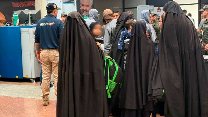 Colombia expulsa a miembros de secta judía Lev Taylor