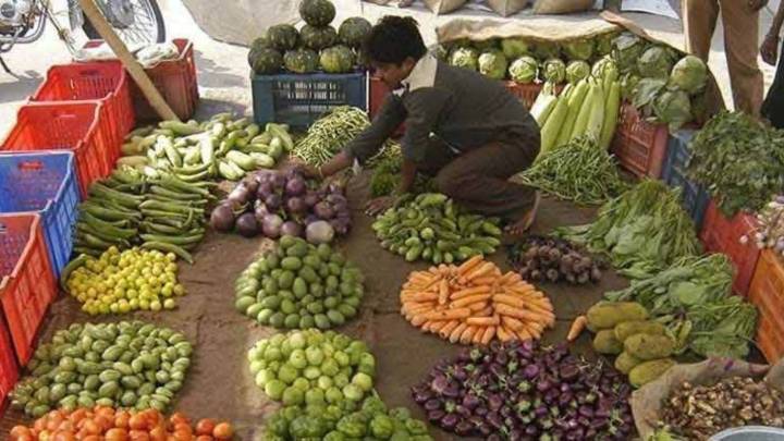 CPI inflation rises to 0.71% in November, food inflation below zero for 6th straight month