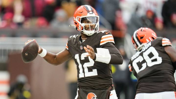 Browns coach Stefanski still isn't ready to announce Sanders as his starting QB for rest of season