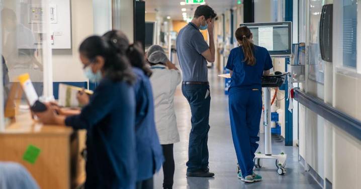 Number of flu patients in hospital at record level for time of year