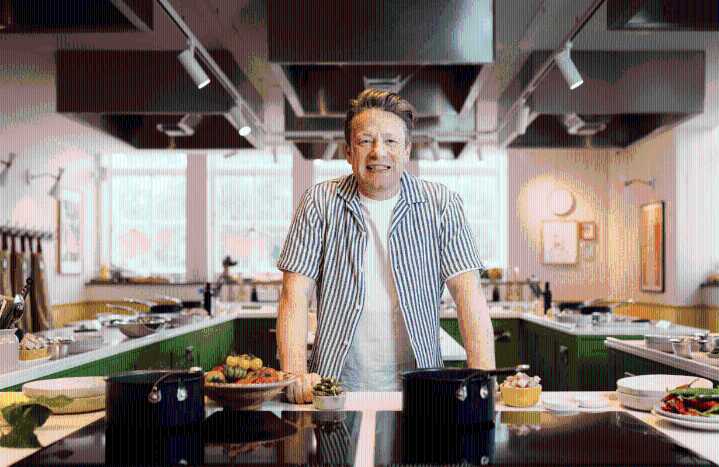 Jamie Oliver 'cutting jobs' ahead of restaurant chain's return