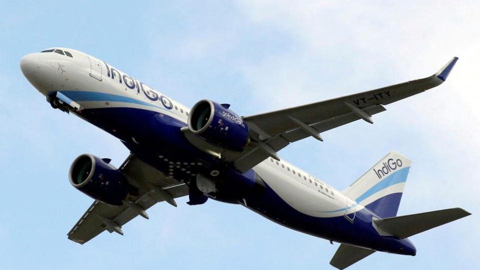 IndiGo Cancels Over 180 Flights Across Mumbai, Delhi and Bengaluru