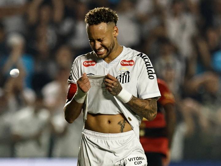 Carlo Ancelotti 'pelusea' a Neymar