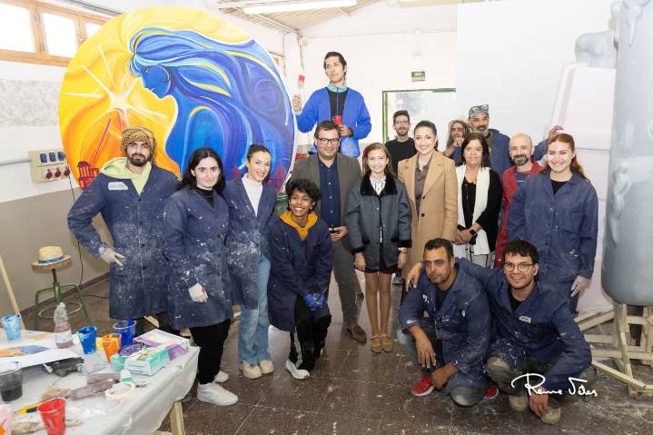 ‘Nàixer en Nadal’, lema de la foguera de Fogueres en Nadal