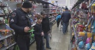 Law enforcement shop for Christmas gifts with Pittsburgh