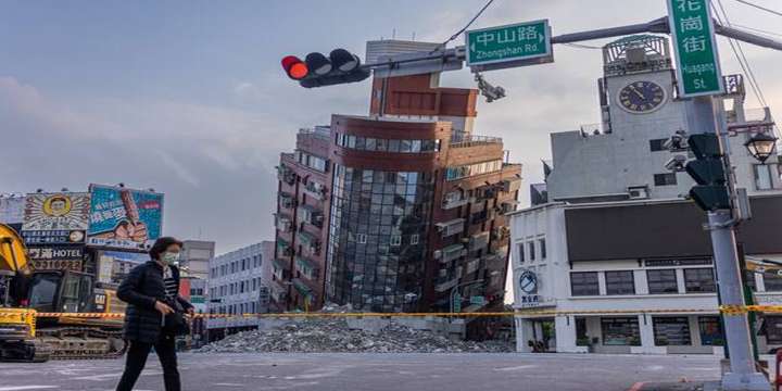 Japón emite una alerta de tsunami tras un terremoto