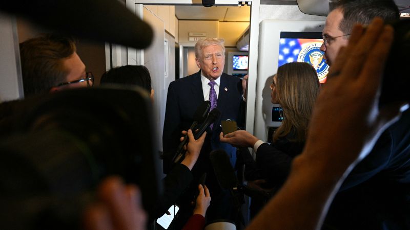Trump asegura que sostuvo una llamada con Nicolás Maduro