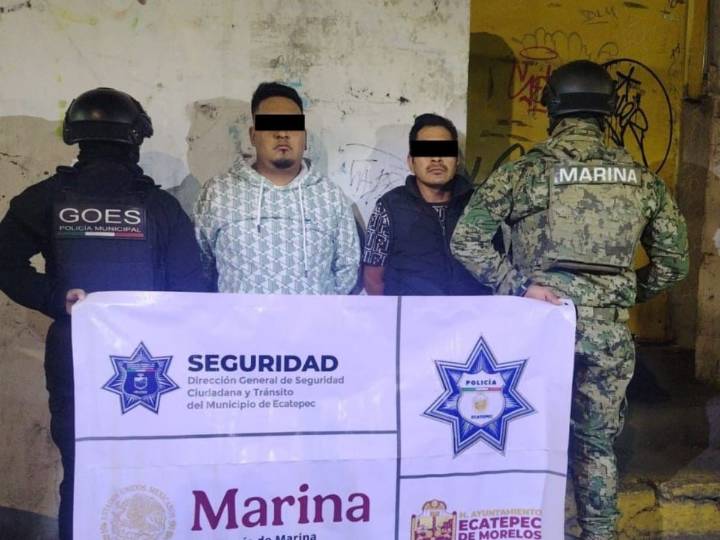 Caen dos sujetos con arma y 66 cartuchos en Ecatepec, Edomex