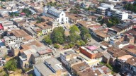 El pueblo risaraldense de casas coloridas, rodeado de montañas e ideal para la aventura y el avistamiento de aves