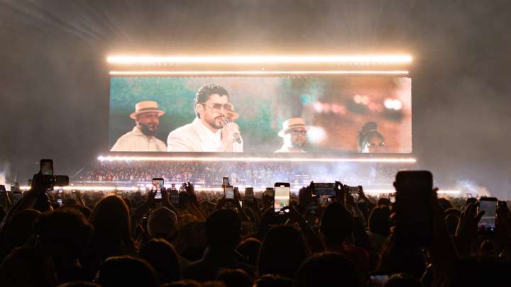 Bad Bunny Celebra Eufórico Segundo Concierto en la CDMX; ¿Quién Fue el Invitado Sorpresa?