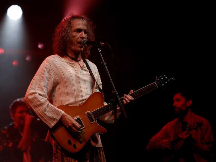 Murió Robe Iniesta, líder de Extremoduro, banda legendaria del rock español