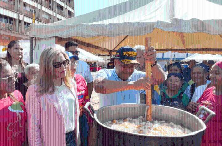 El Alcalde Bolivariano Frank Carreño lidera el vibrante programa ‘Amor y Prosperidad Alimentaria’ en Cabimas