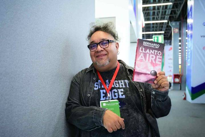 Bef crea una distopía galáctica con Cuicatlán, un planeta colonizado por oaxaqueños