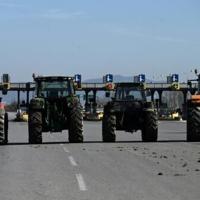 Greek govt warns farmers not to escalate subsidy protest