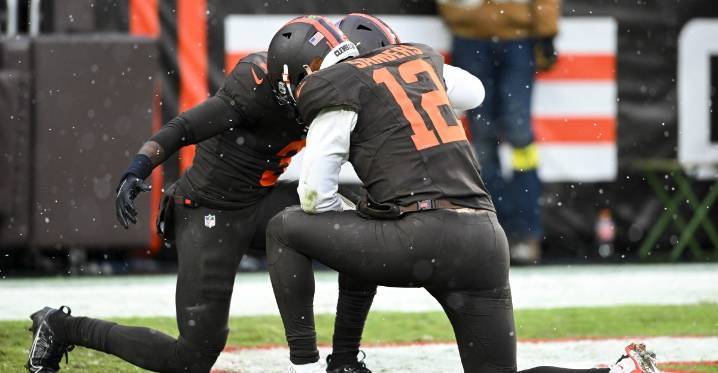 Cleveland Browns offense sees the passing game come alive in Week 14 vs Titans