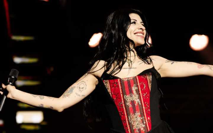 Cazzu sorprendió al público peruano con el tema 'Cariñito' en concierto