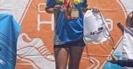 Joven atleta mollendina gana medalla de oro en torneo de Arequipa 