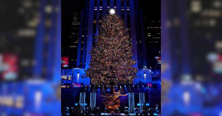 Nueva York inaugura la Navidad con el encendido del árbol del Rockefeller Center